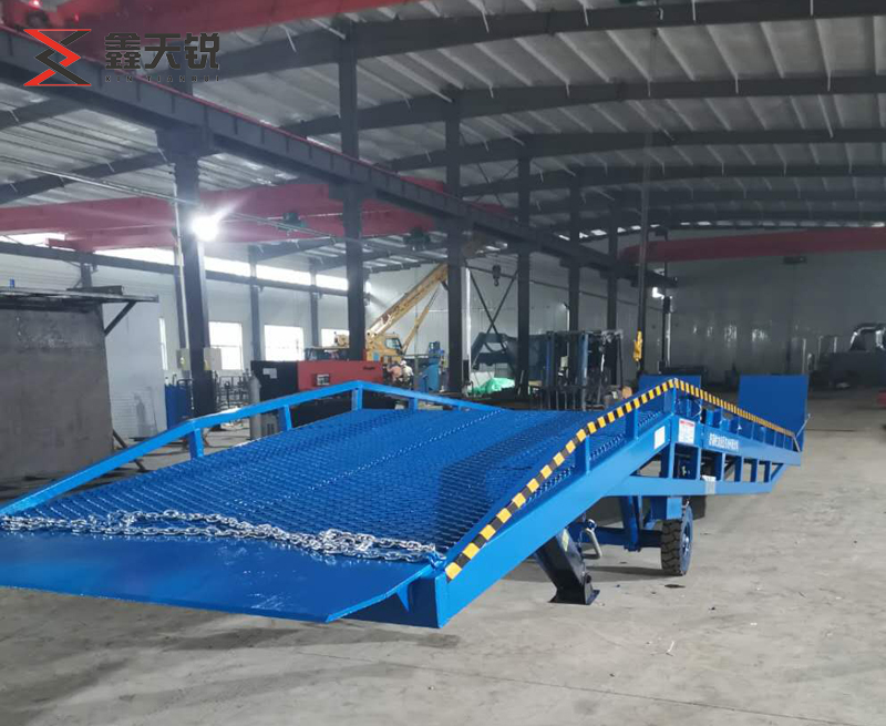 常德移动式液压登车桥生产车间